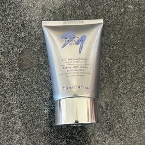 Monat Curl defining cream